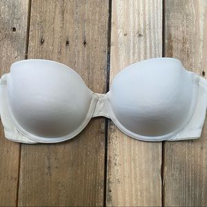 Candie’s Strapless Bra Size 36C
